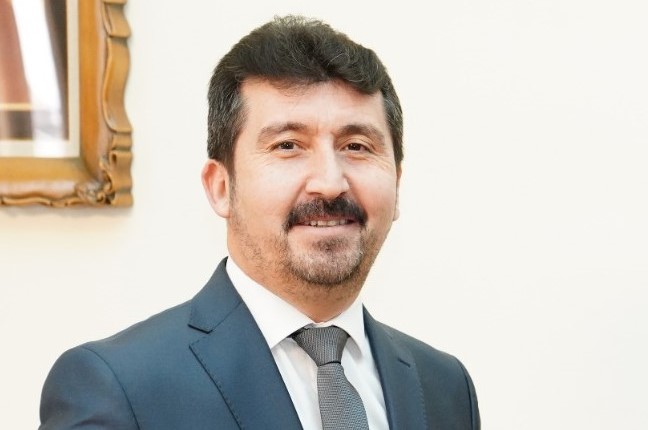 TYB Genel Başkanı Arıcan,yeniden rektör olarak atandı